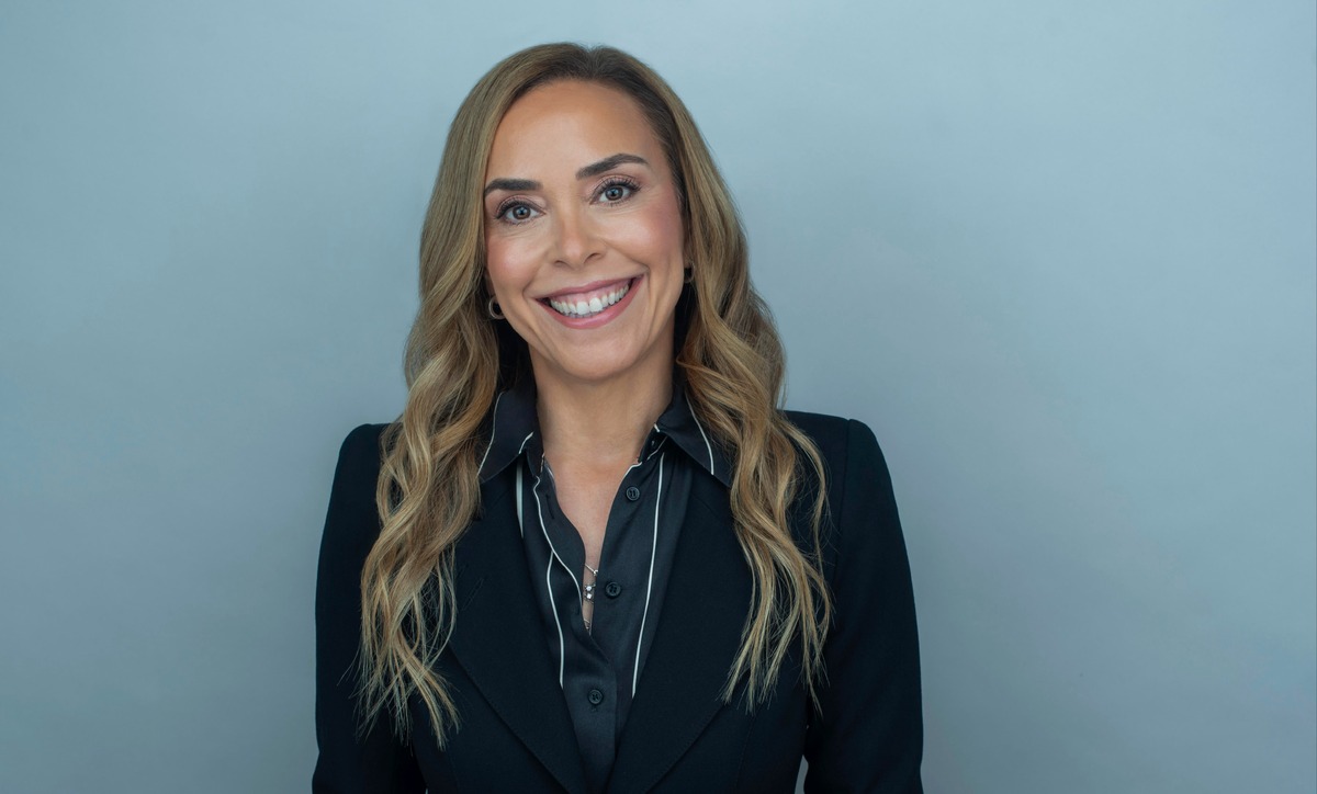 Shari Rothman Headshot
